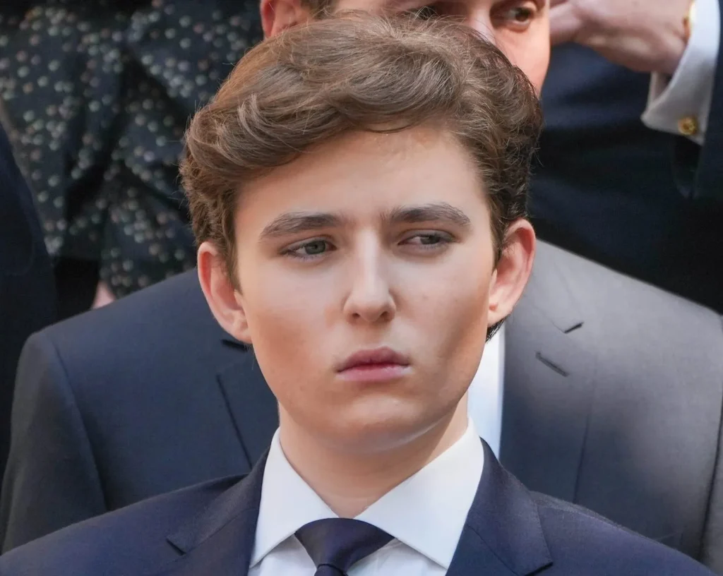 How-tall-is-Barron-Trump.-Barron-Trump-Height