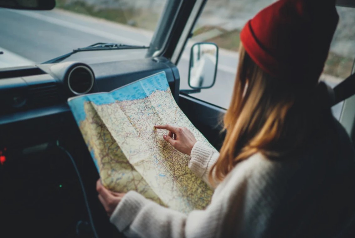 Cross-Border Driving Essentials: How to Protect Your Trip with the Right Insurance and Logistics