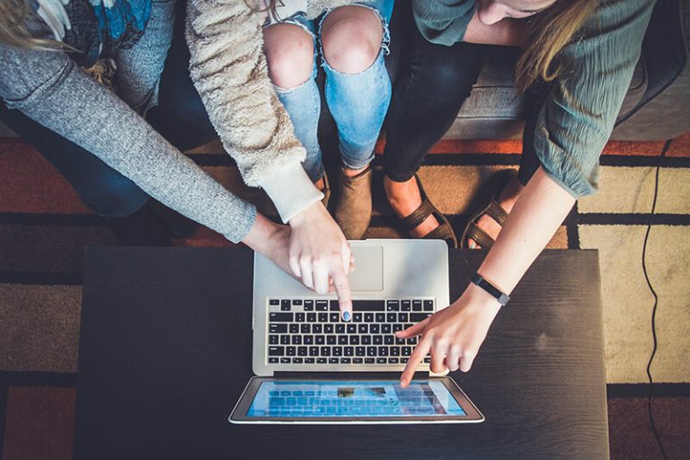 Why Essay Hooks Are Better Than Clickbait (and How to Write Them)